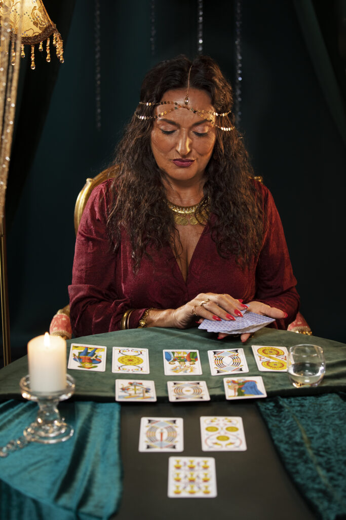 Accueil .trashed 1775077602 experienced fortune teller with tarot cards front view
